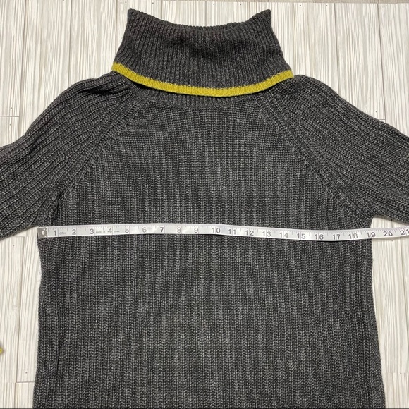 Bartolini wool and cashmere blend turtleneck sweater. - Picture 6 of 8
